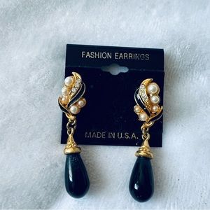 🥂 Fancy Black, Gold, Rhinestone & Pearls Fashion Drop Earrings